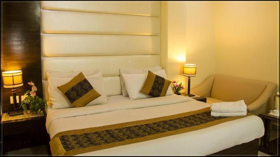 Hotel Radiance Delhi  Exterior foto